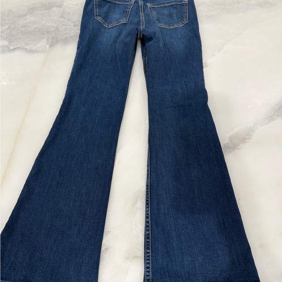 Abercrombie Kids Jeans Size 9/10 | High Rise Flare Blue Denim - Picture 2 of 4